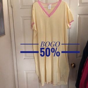 ❌ White Stag Night Gown Size 2X(18W/20W)